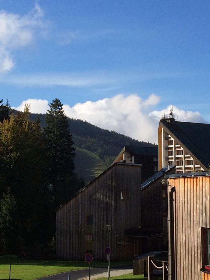 HT Chalets Harrachov Buitenkant foto