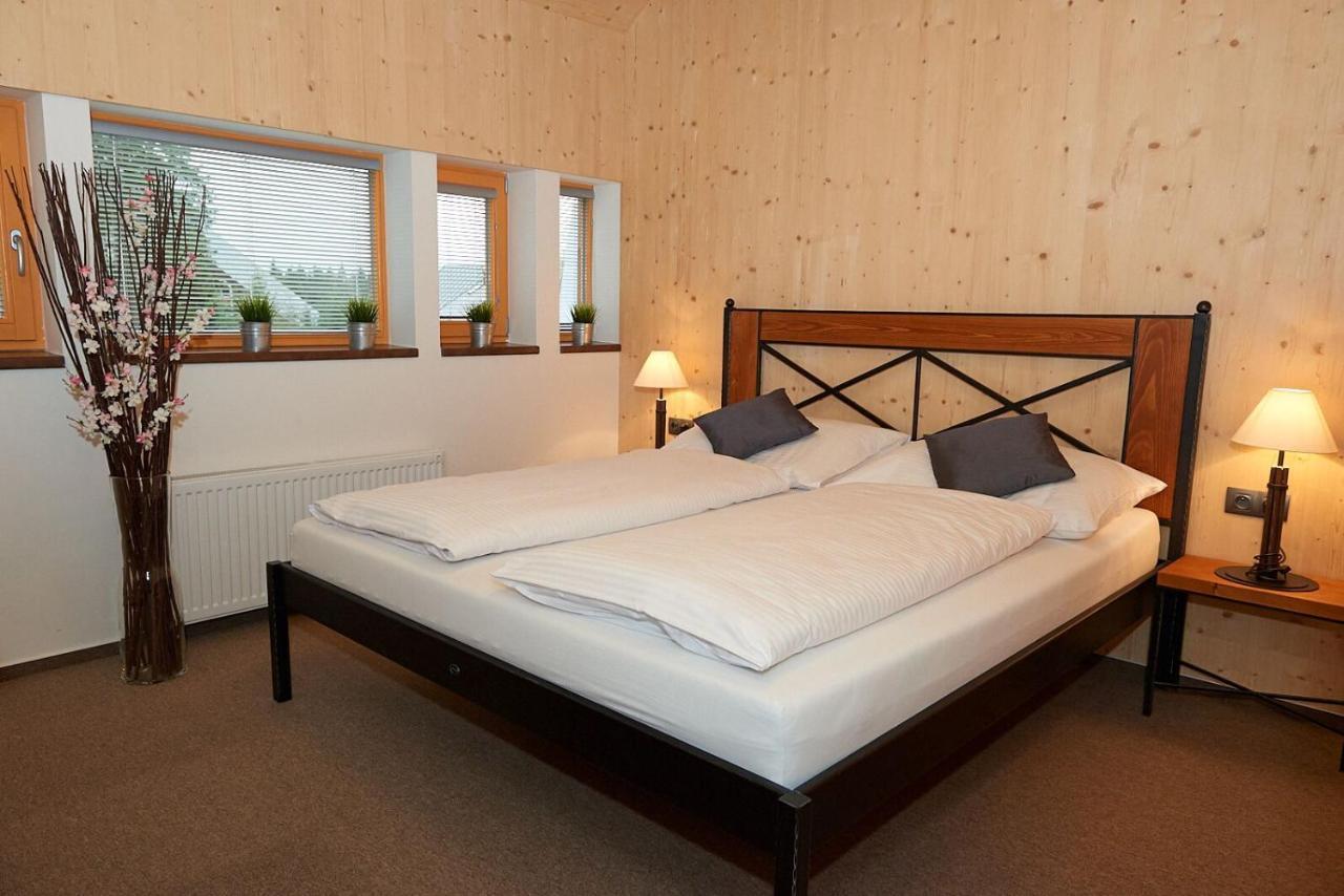 HT Chalets Harrachov Buitenkant foto
